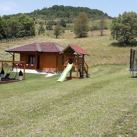 Bed and Breakfast Turizam Koturovic à Ivanjica Extérieur photo