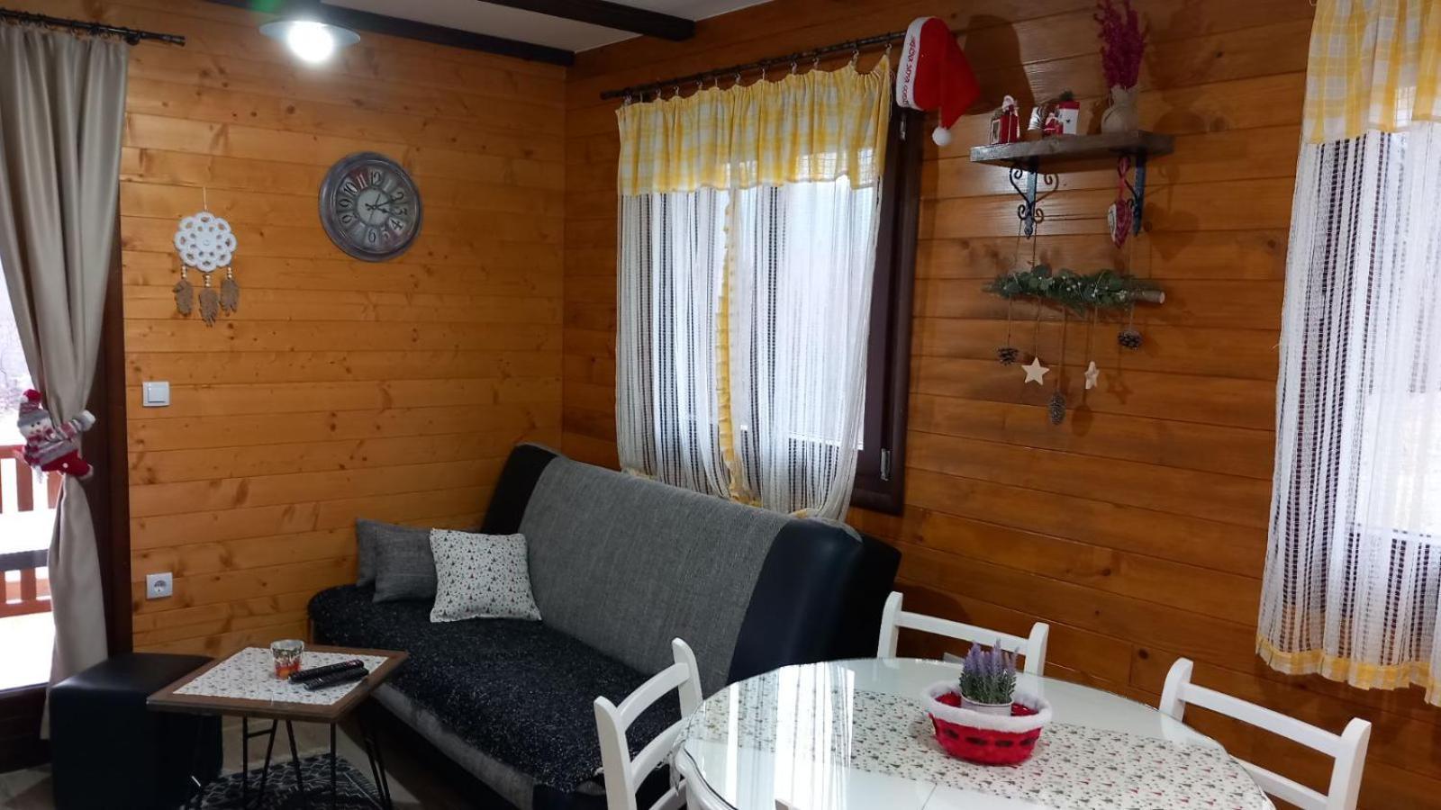 Bed and Breakfast Turizam Koturovic à Ivanjica Extérieur photo