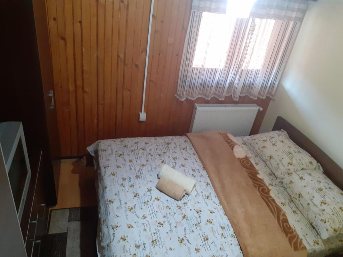 Bed and Breakfast Turizam Koturovic à Ivanjica Extérieur photo